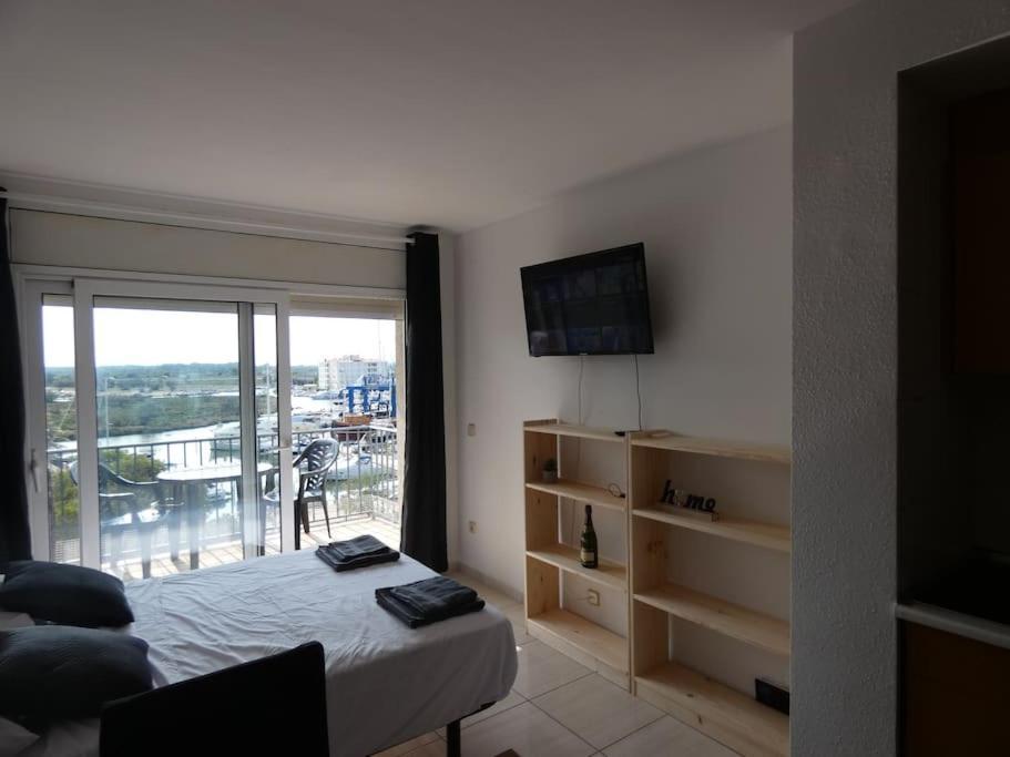 Estudio Con Vistas, Roses Exterior photo